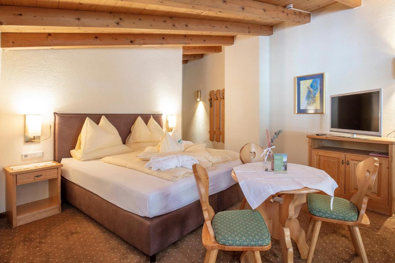 Hotel Hubertus Inkl Summer Card Зёльден Экстерьер фото